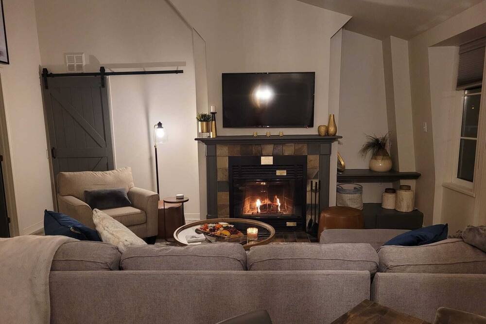 Photo of Livingroom in Mont-Tremblant Pedestrian Village
