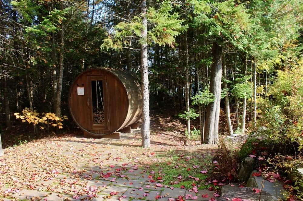 Photo of Outdoor in Sainte-Cecile-de-Whitton