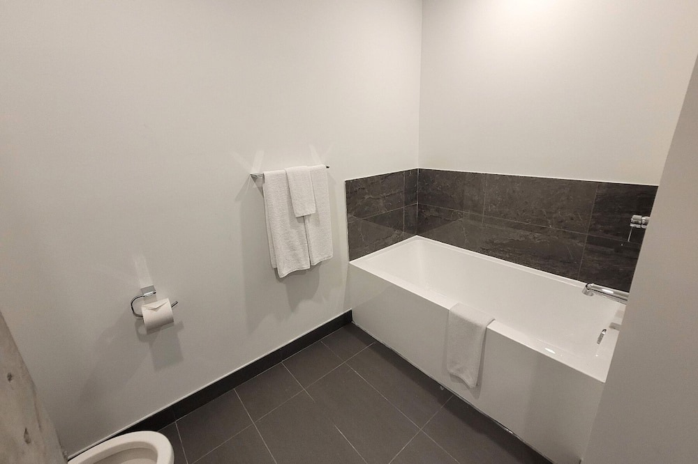 Photo of Bathroom in Fabreville