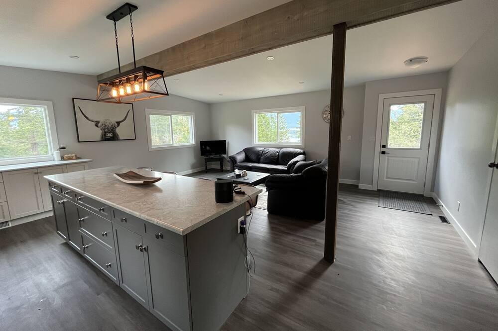Photo of Bedroom in Forest Ridge Estates