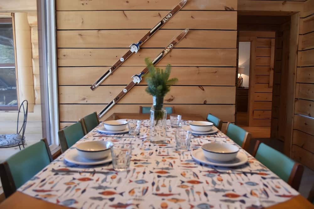 Photo of Kitchen in St-Adolphe-d'Howard