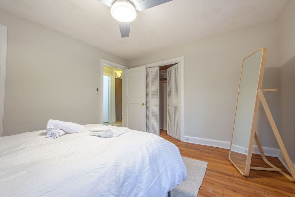 Photo of Bedroom in Fort Erie