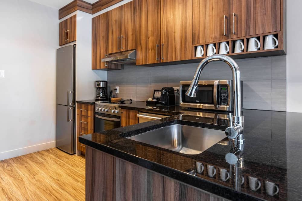 Photo of Kitchen in Sainte-Marguerite-du-Lac-Masson