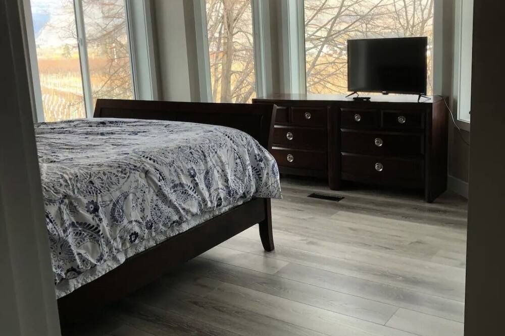 Photo of Bedroom in Oliver