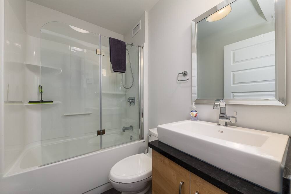 Photo of Bathroom in Baie-St-Paul