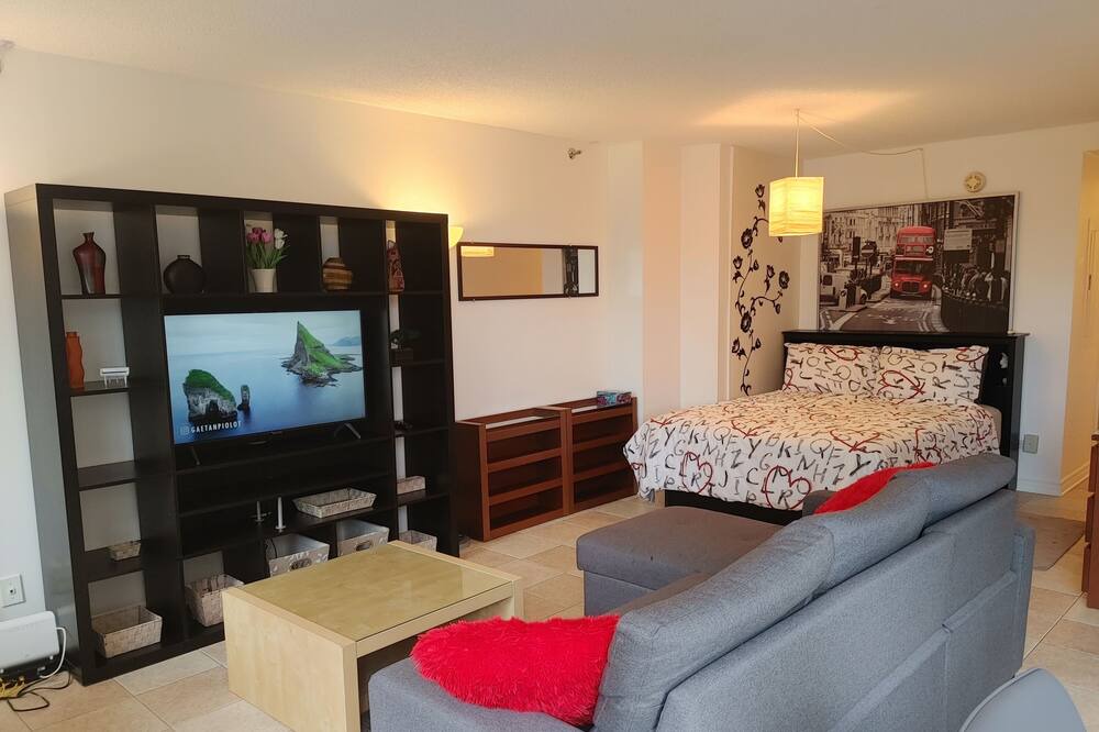 Photo of Livingroom in Shaughnessy Village