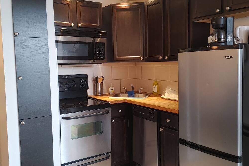 Photo of Kitchen in Shaughnessy Village