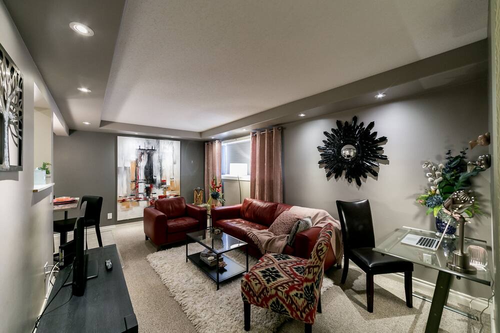 Photo of Livingroom in Jasper Place