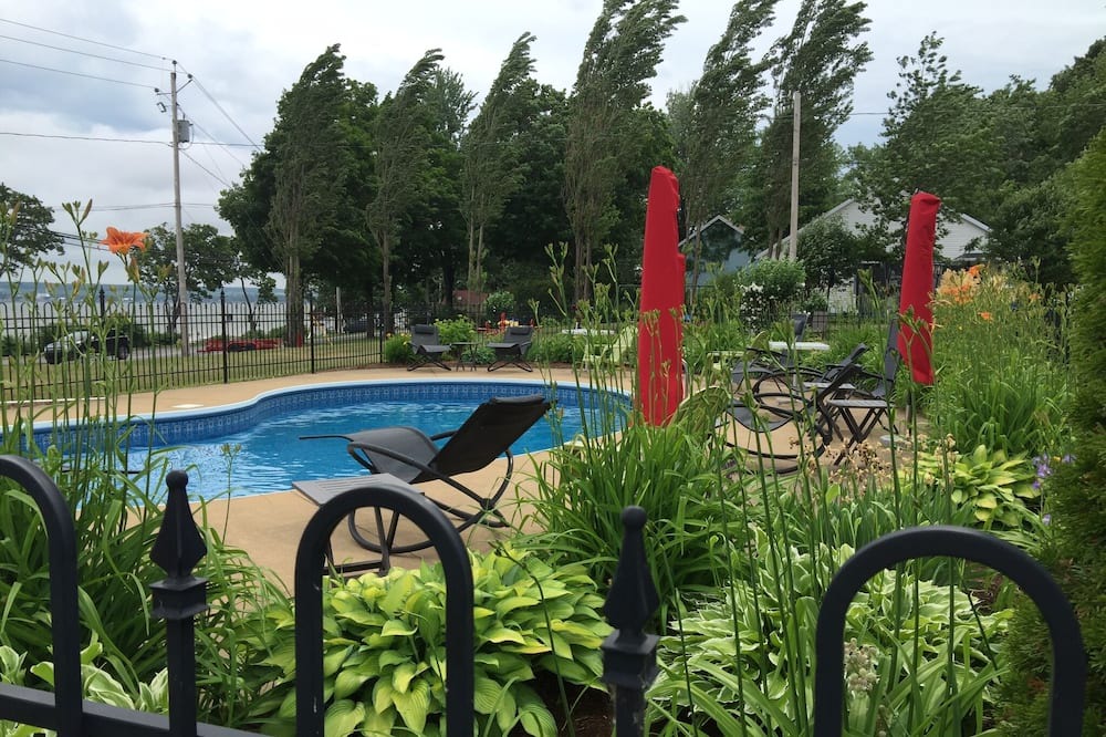 Photo of Outdoor in Saint-Jean-de-l'lle-d'Orleans