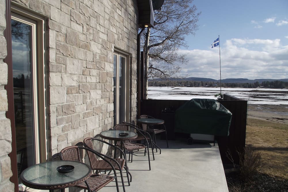 Photo of Patio Balcony in Larouche