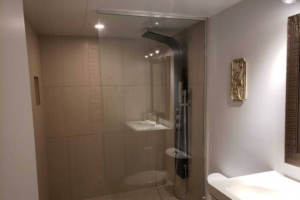 Photo of Bathroom in Mont-Tremblant