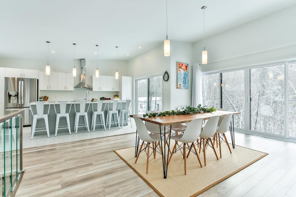 Photo of Kitchen in Val-des-Monts