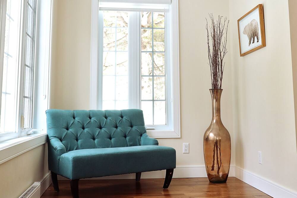 Photo of Livingroom in Rawdon