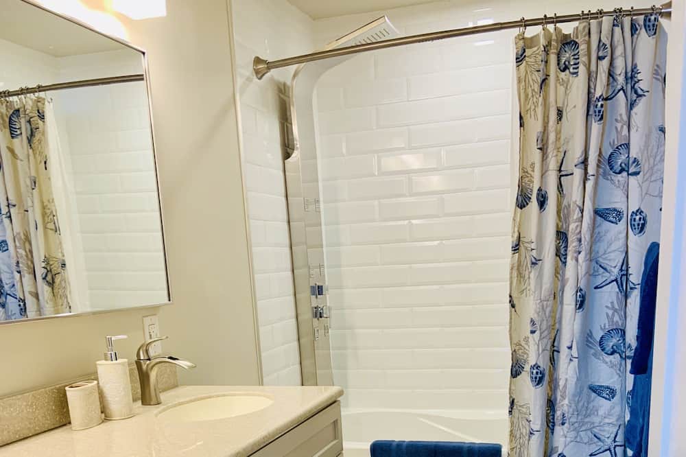 Photo of Bathroom in Saanichton