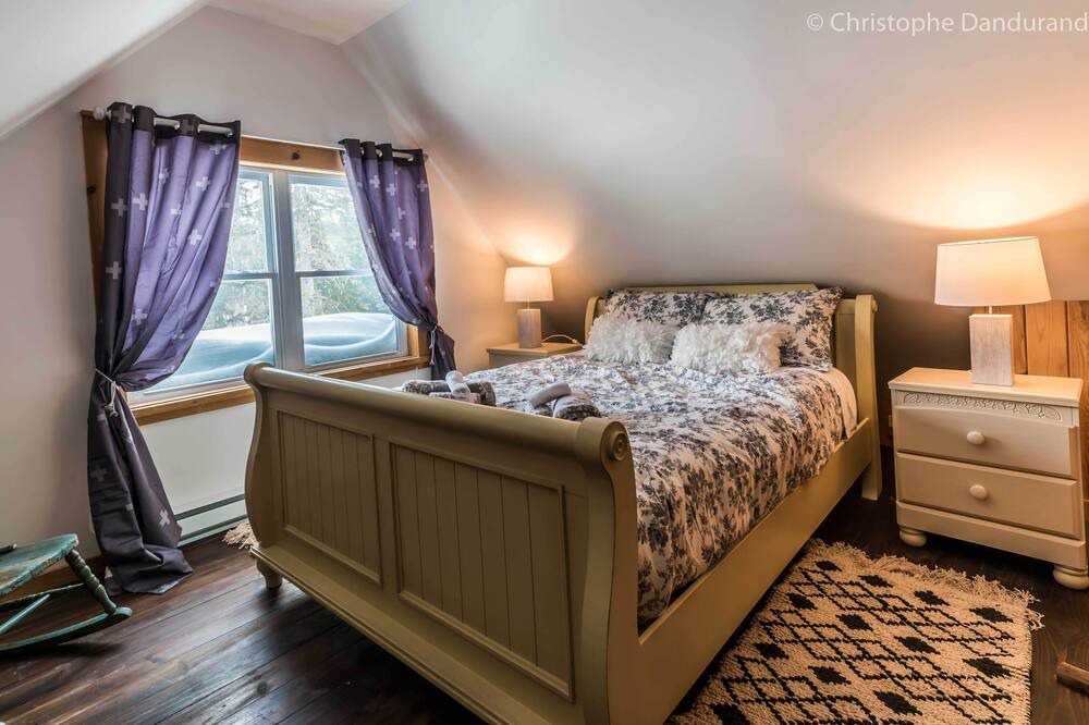Photo of Bedroom in La Malbaie