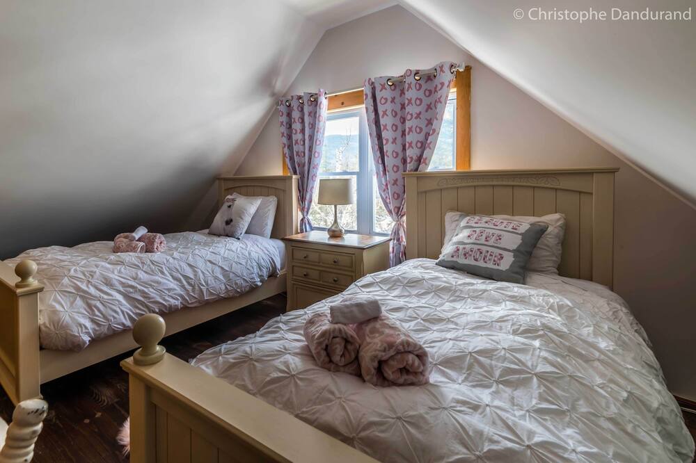Photo of Bedroom in La Malbaie