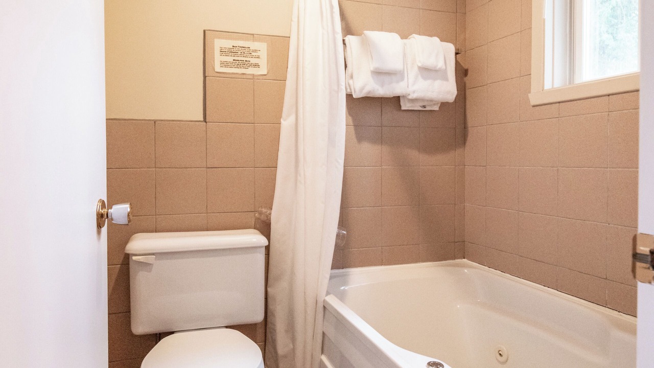 Photo of Bathroom in Isle aux Coudres