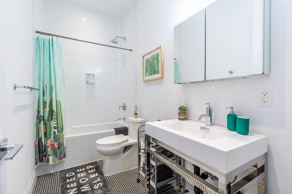Photo of Bathroom in Kirkendall North