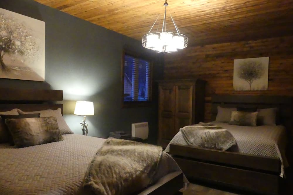 Photo of Bedroom in Leslie-Clapham-et-Huddersfield
