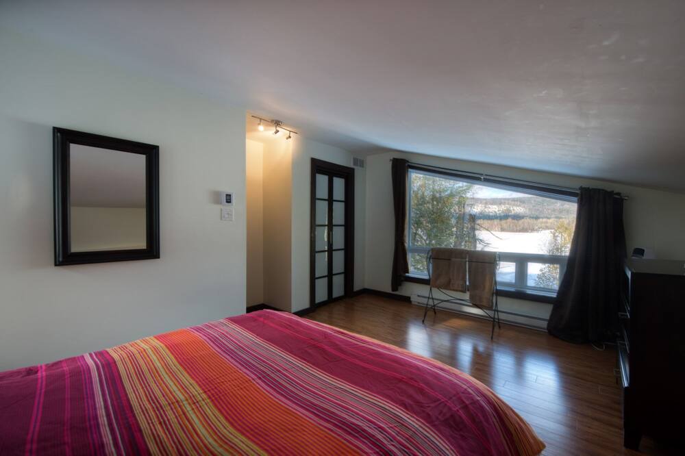 Photo of Bedroom in Mont-Tremblant