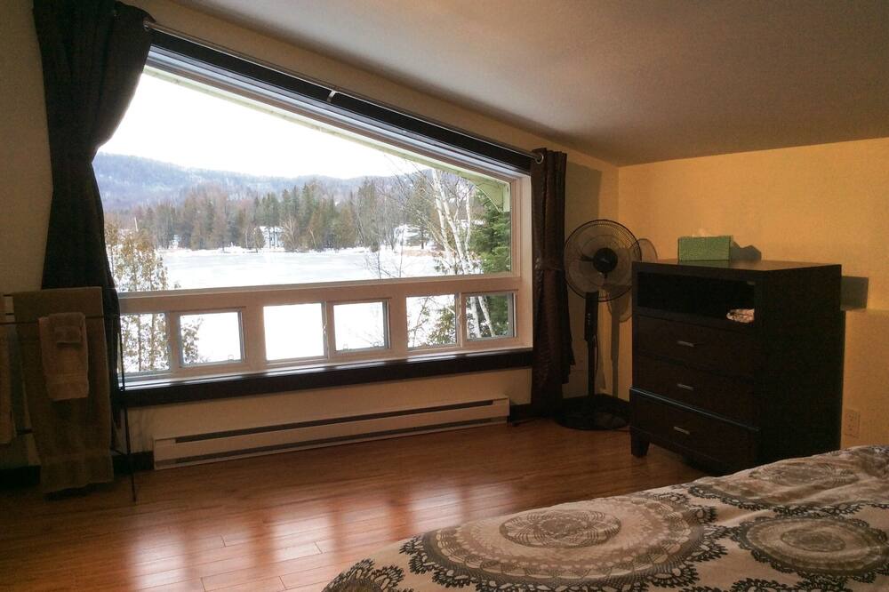 Photo of Bedroom in Mont-Tremblant