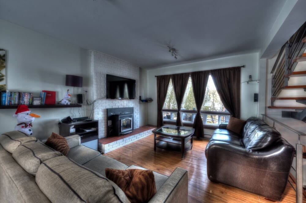 Photo of Livingroom in Mont-Tremblant