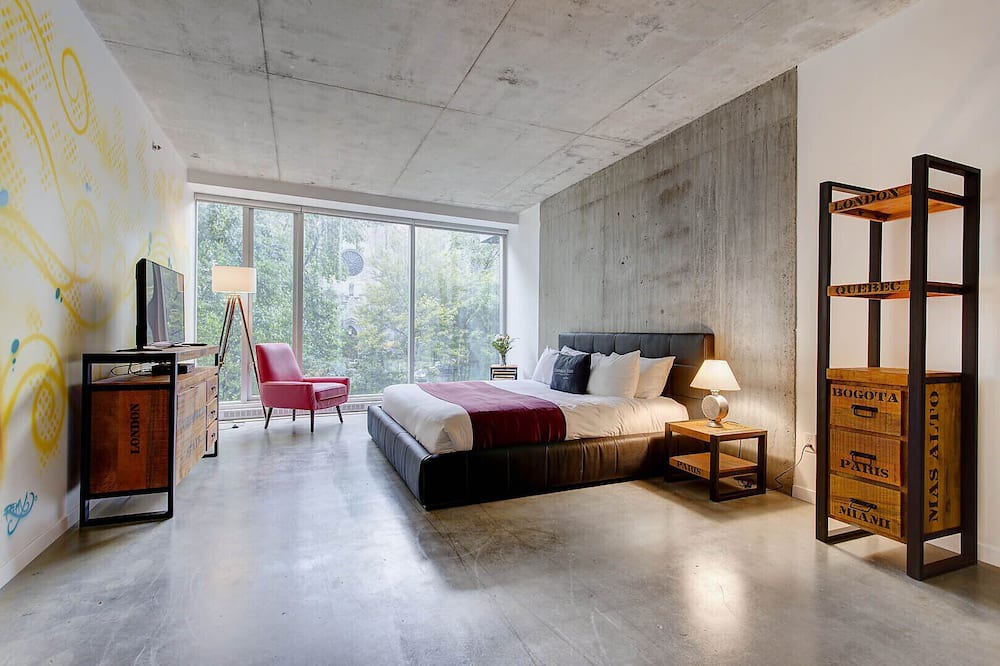 Photo of Bedroom in International District