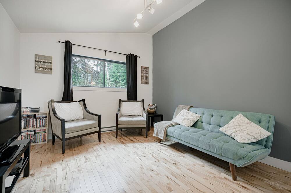 Photo of Livingroom in Saint-Sauveur
