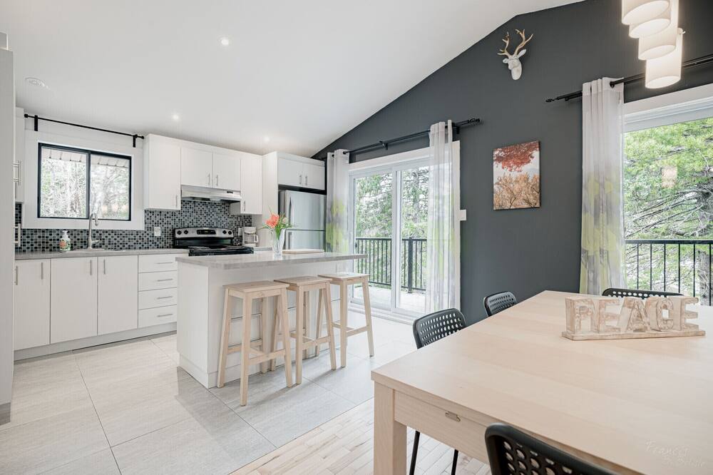 Photo of Kitchen in Saint-Sauveur