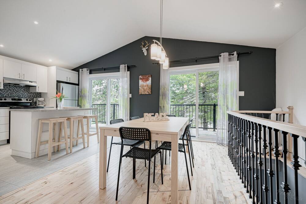 Photo of Kitchen in Saint-Sauveur