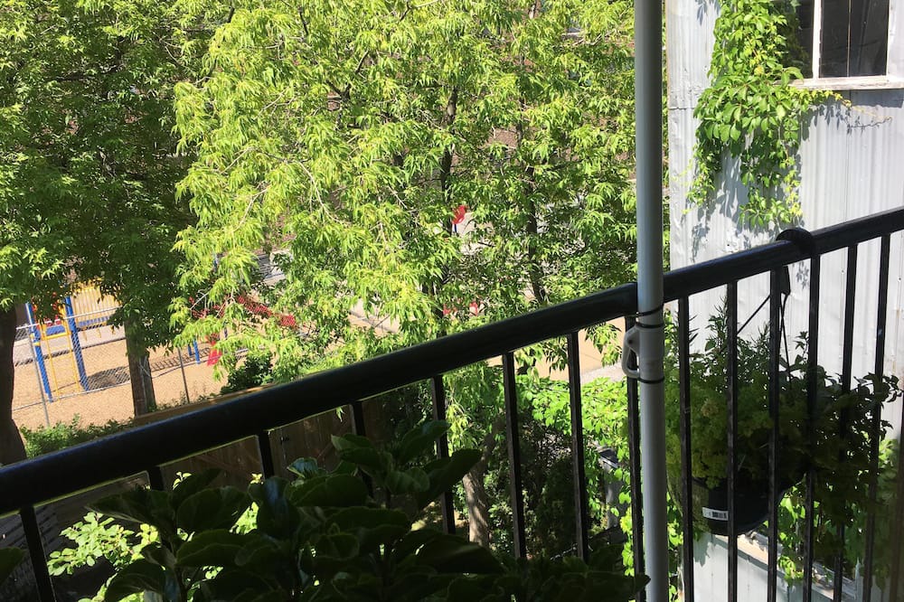 Photo of Patio Balcony in Vieux-Limoilou