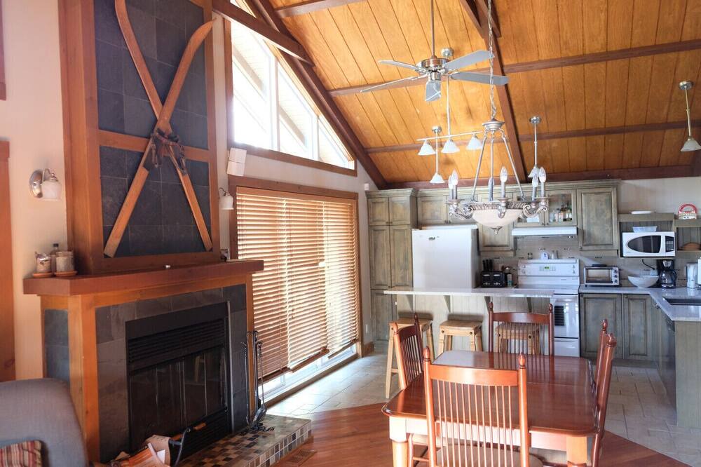 Photo of Livingroom in Sutton