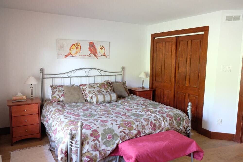 Photo of Bedroom in Sutton