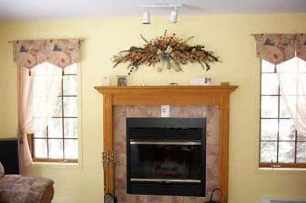 Photo of Livingroom in Mont-Tremblant