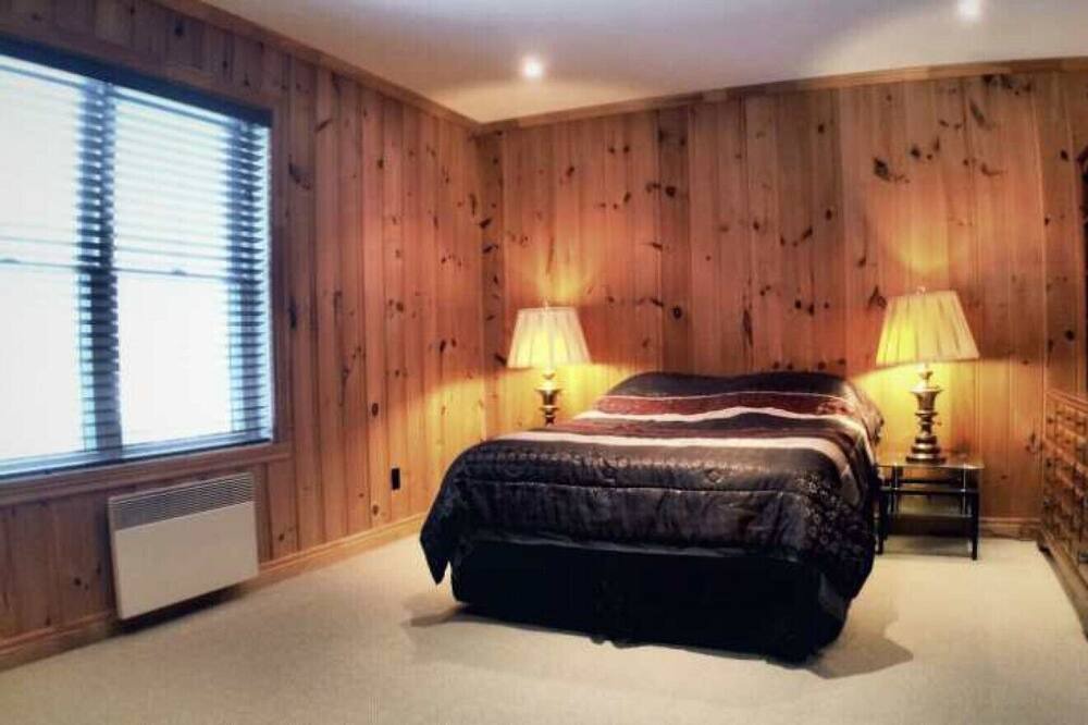 Photo of Bedroom in Lantier