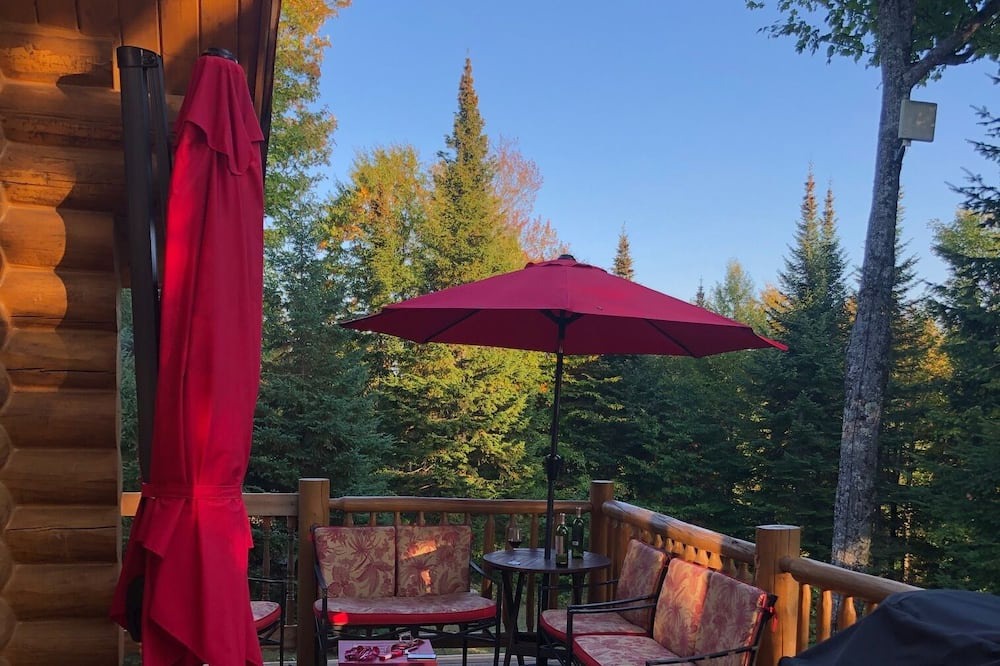 Photo of Patio Balcony in Saint-Faustin-Lac-Carre
