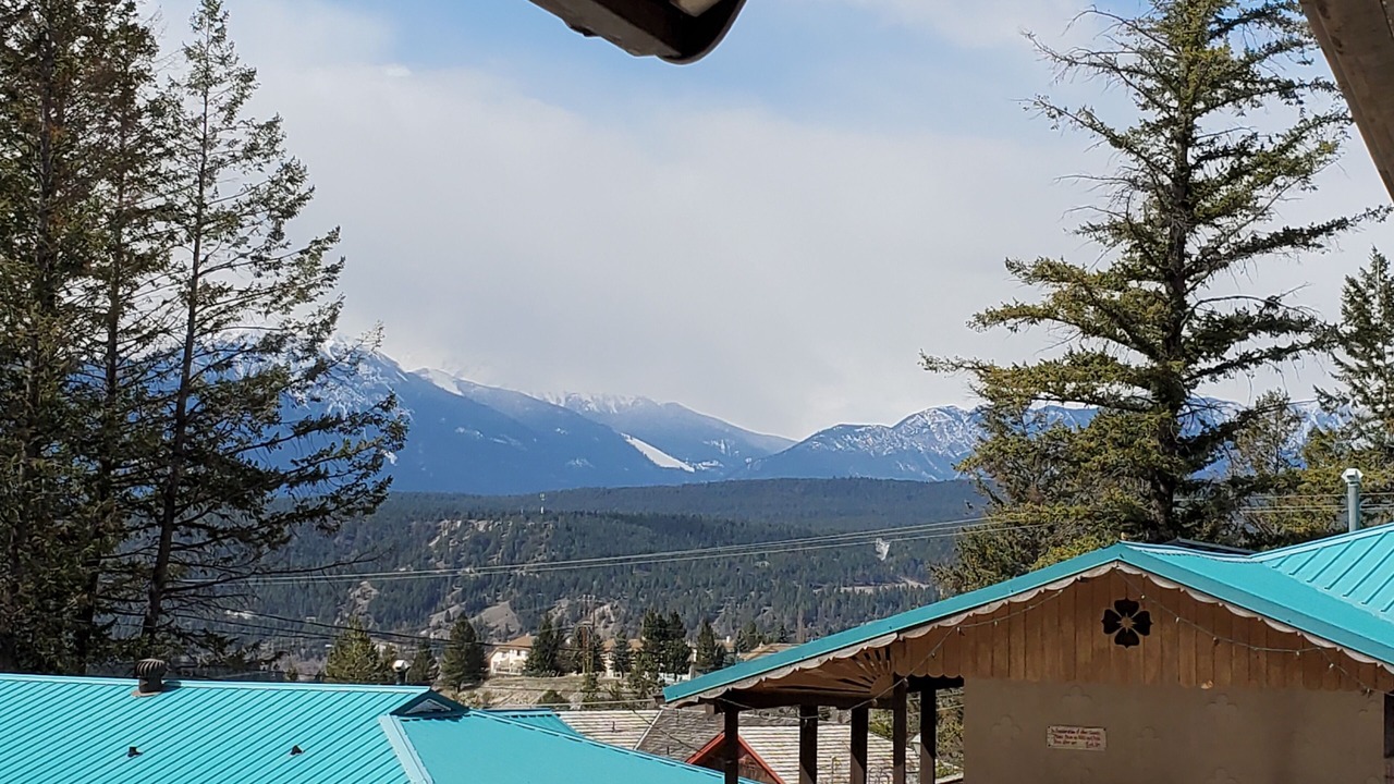 Photo of Patio Balcony in Radium Hot Springs