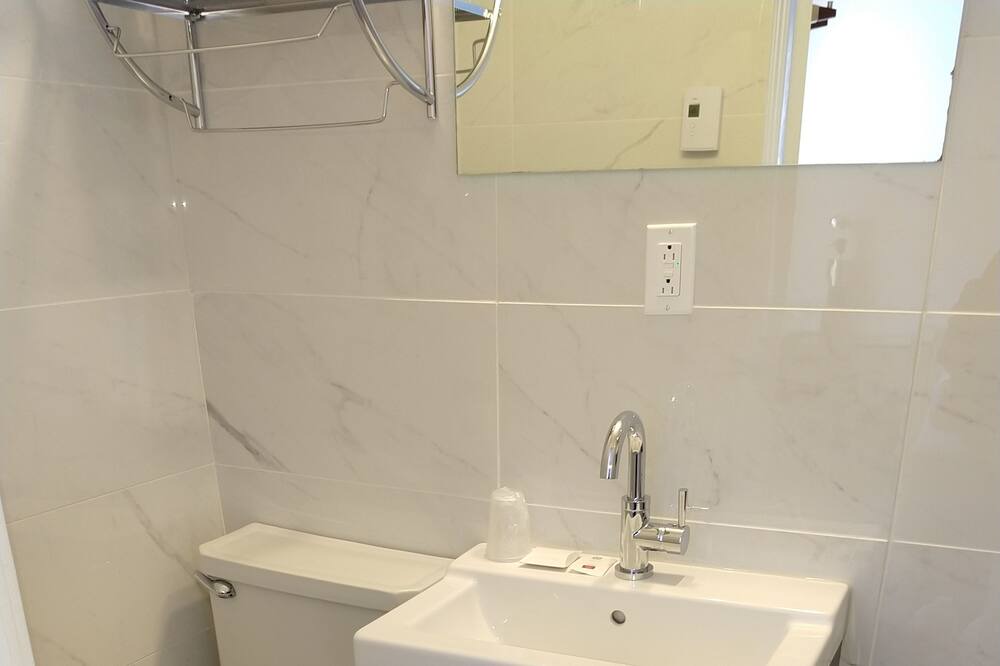 Photo of Bathroom in Ste Anne de Beaupre