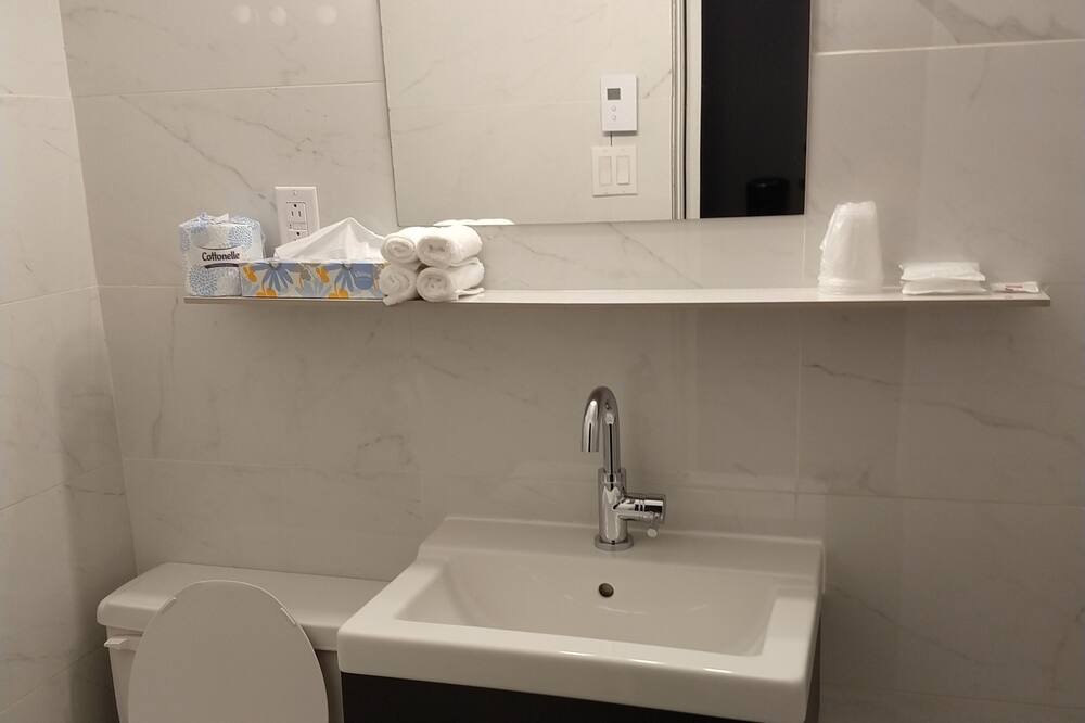Photo of Bathroom in Ste Anne de Beaupre