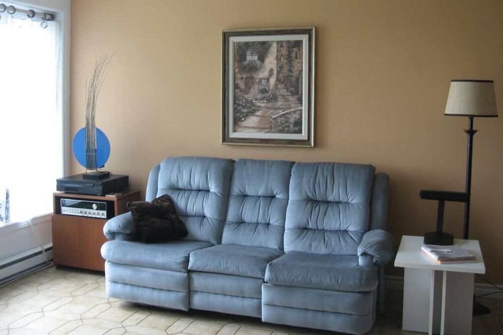 Photo of Livingroom in Sherbrooke