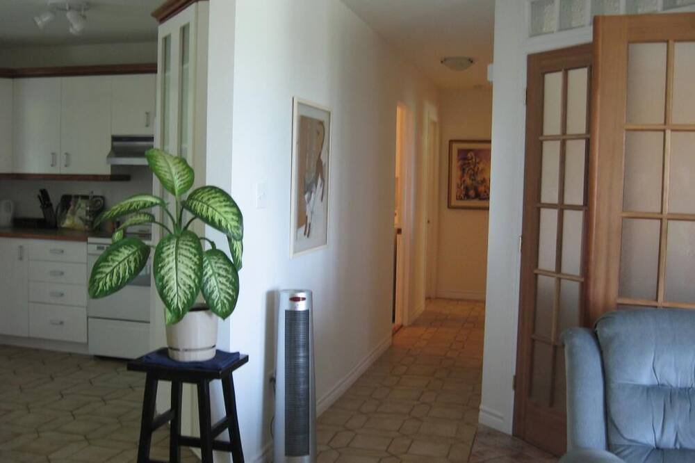 Photo of Livingroom in Sherbrooke