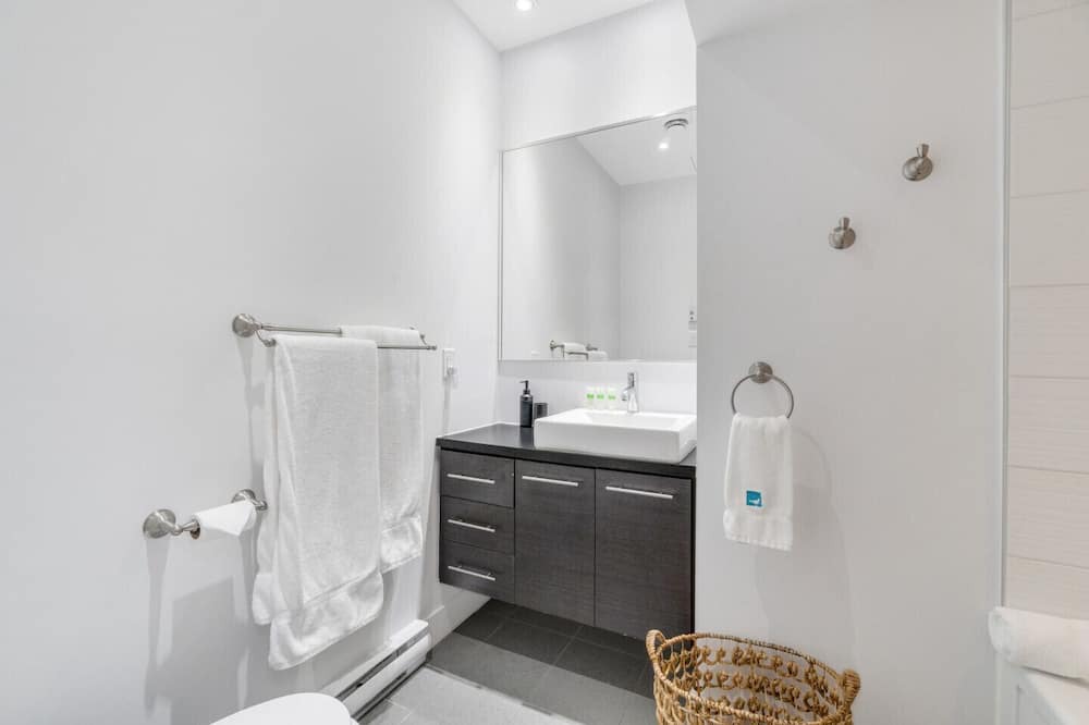 Photo of Bathroom in Lower Town
