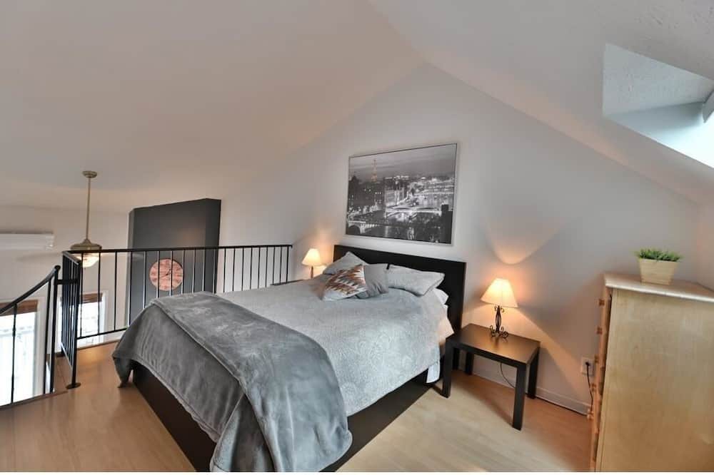 Photo of Bedroom in Magog