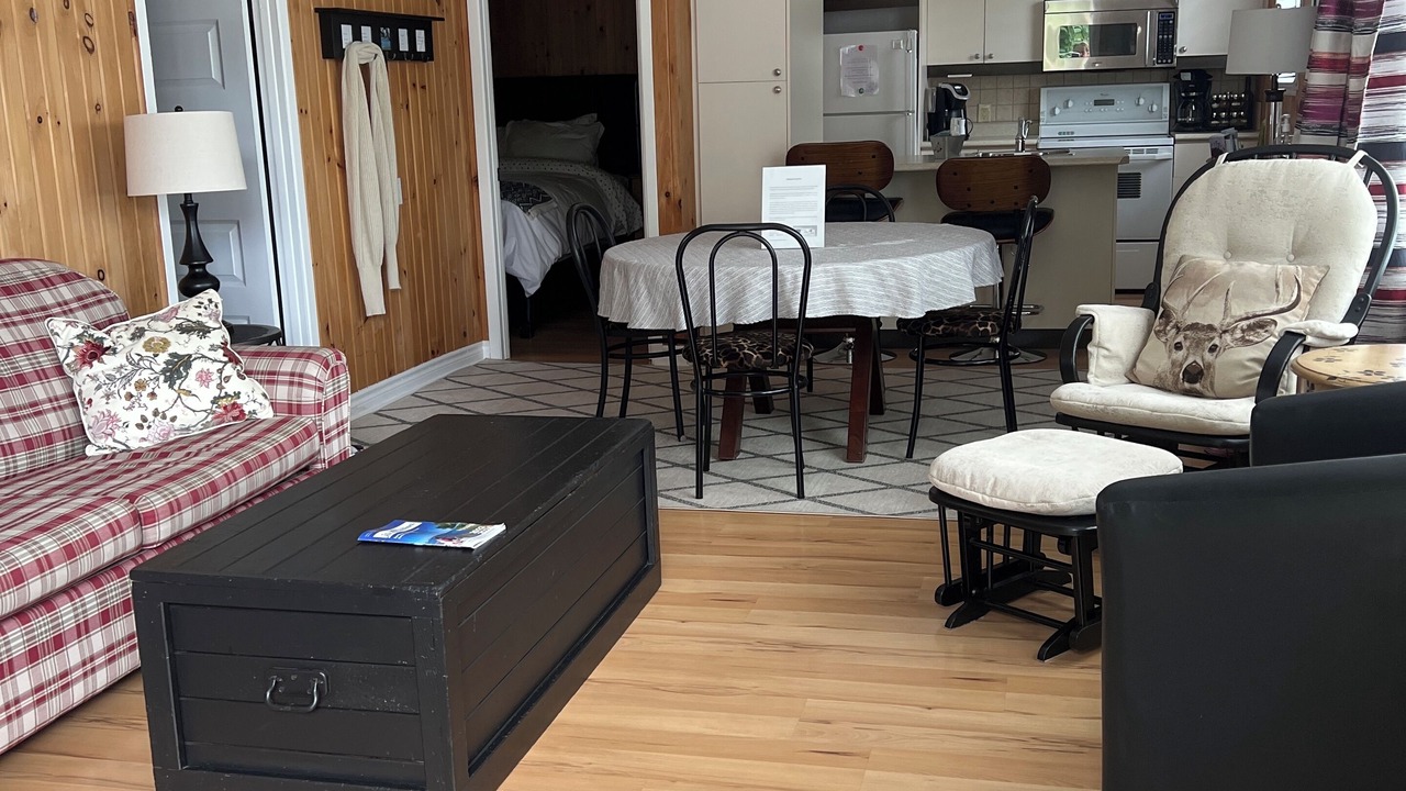 Photo of Livingroom in Saint-Jean-de-l'lle-d'Orleans