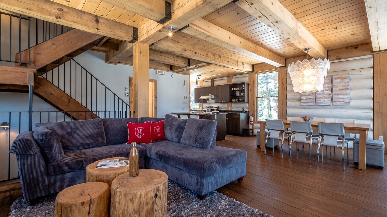 Photo of Livingroom in Lac Superieur Village