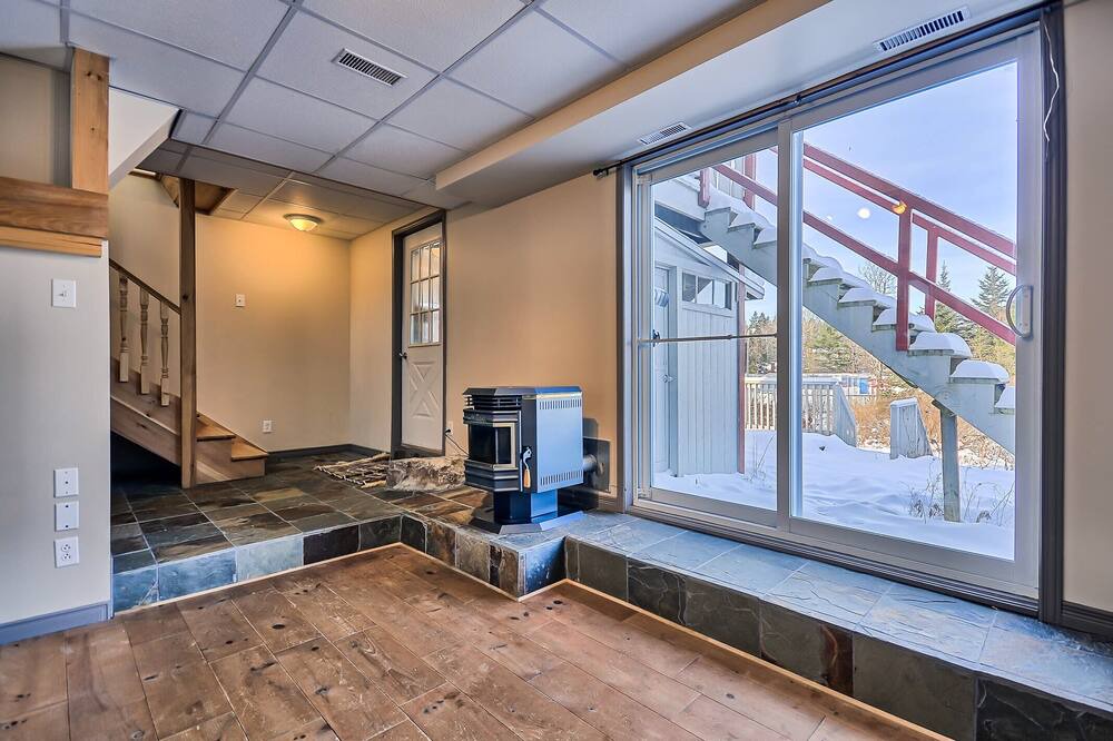 Photo of Bedroom in Val Morin