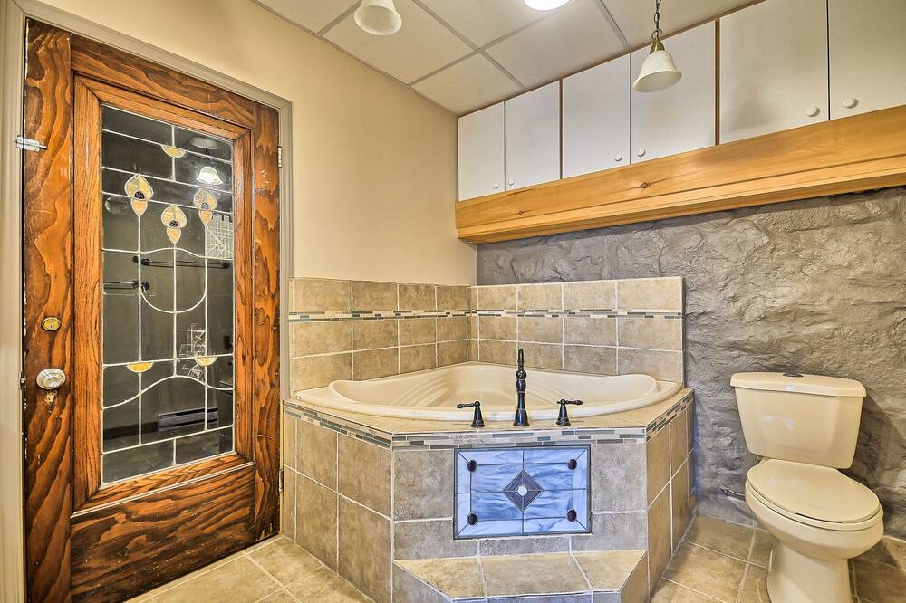 Photo of Bathroom in Val Morin