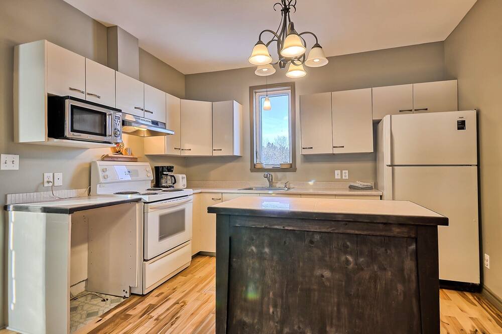 Photo of Kitchen in Val Morin