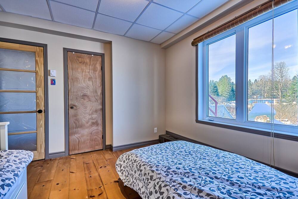 Photo of Bedroom in Val Morin