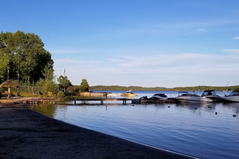 Photo of Outdoor in Larouche